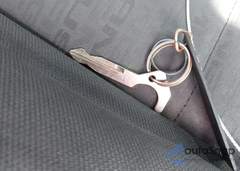 2006 Ford Mustang V6 z USA, uszkodzony, nr VIN 1ZVHT80N865246114